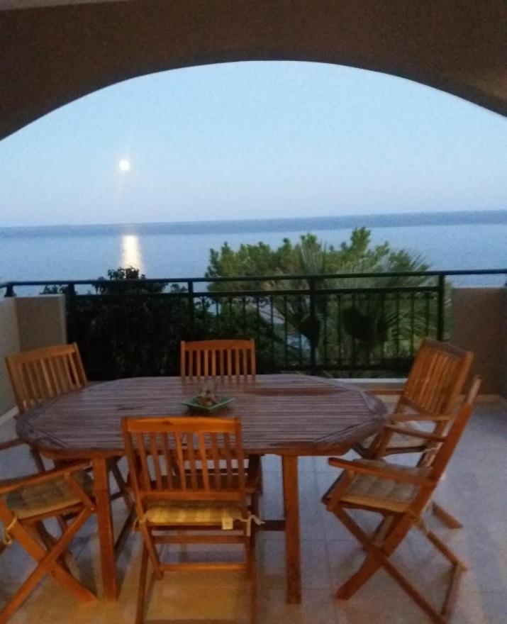 Sun Day Villa Achlia Exterior photo